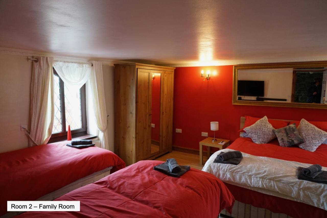 Pentre Riding Stables Hotel Abercraf Buitenkant foto